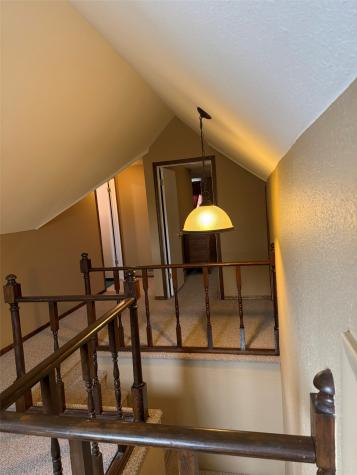 614 E 4th Street Vinton IA 52349