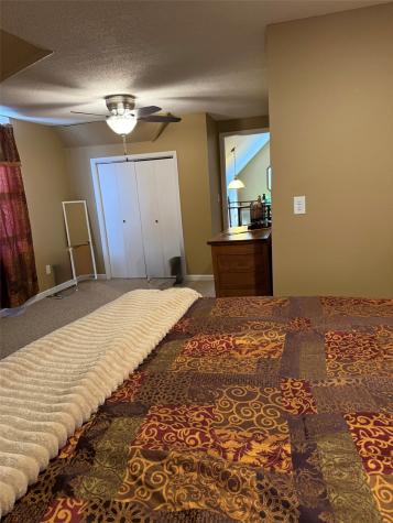 614 E 4th Street Vinton IA 52349