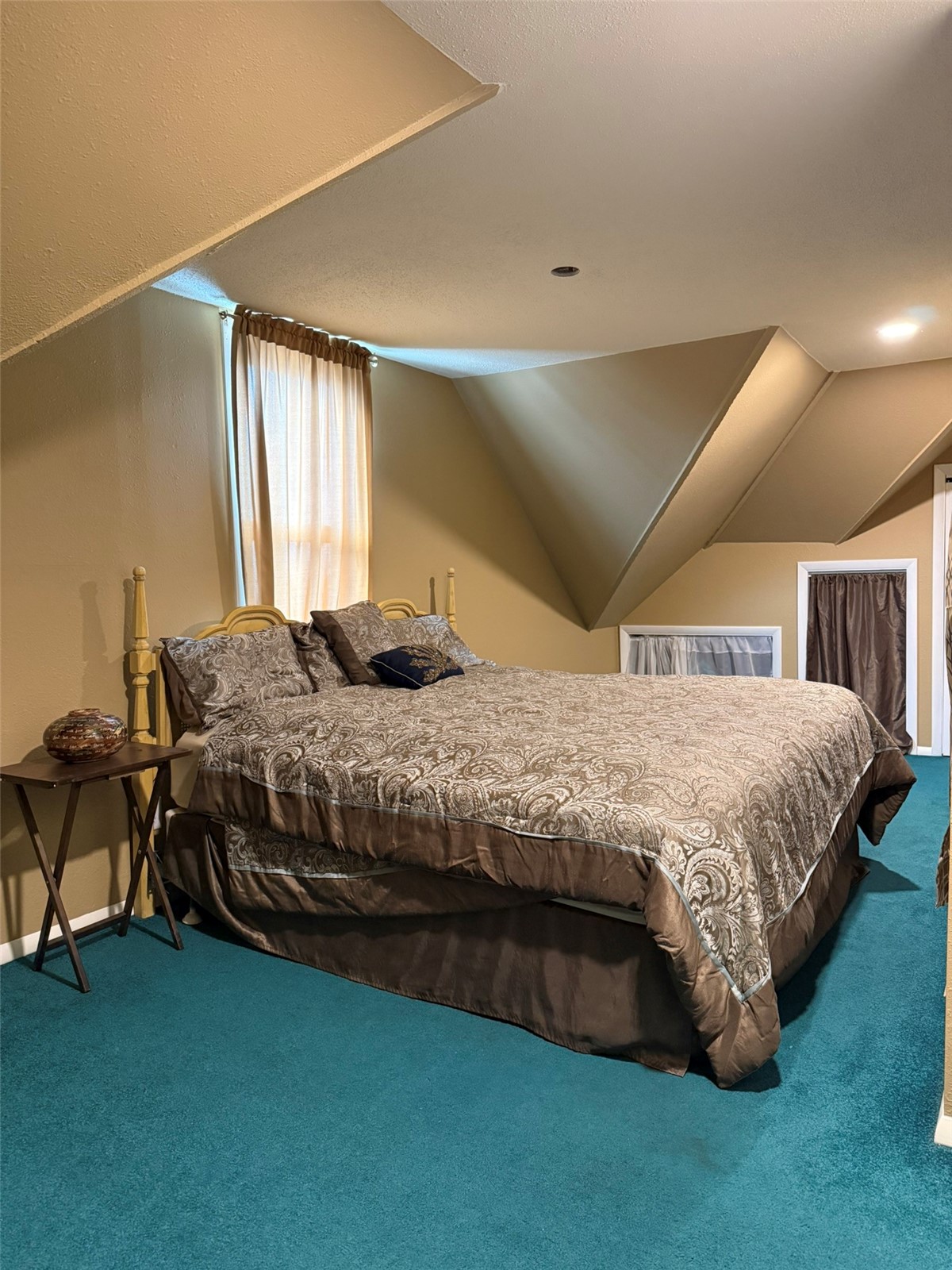614 E 4th Street Vinton IA 52349