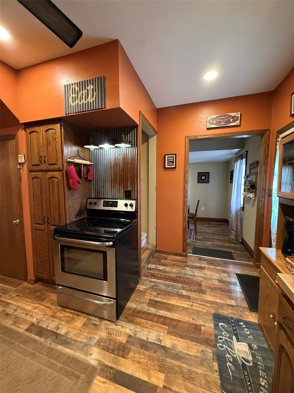 614 E 4th Street Vinton IA 52349