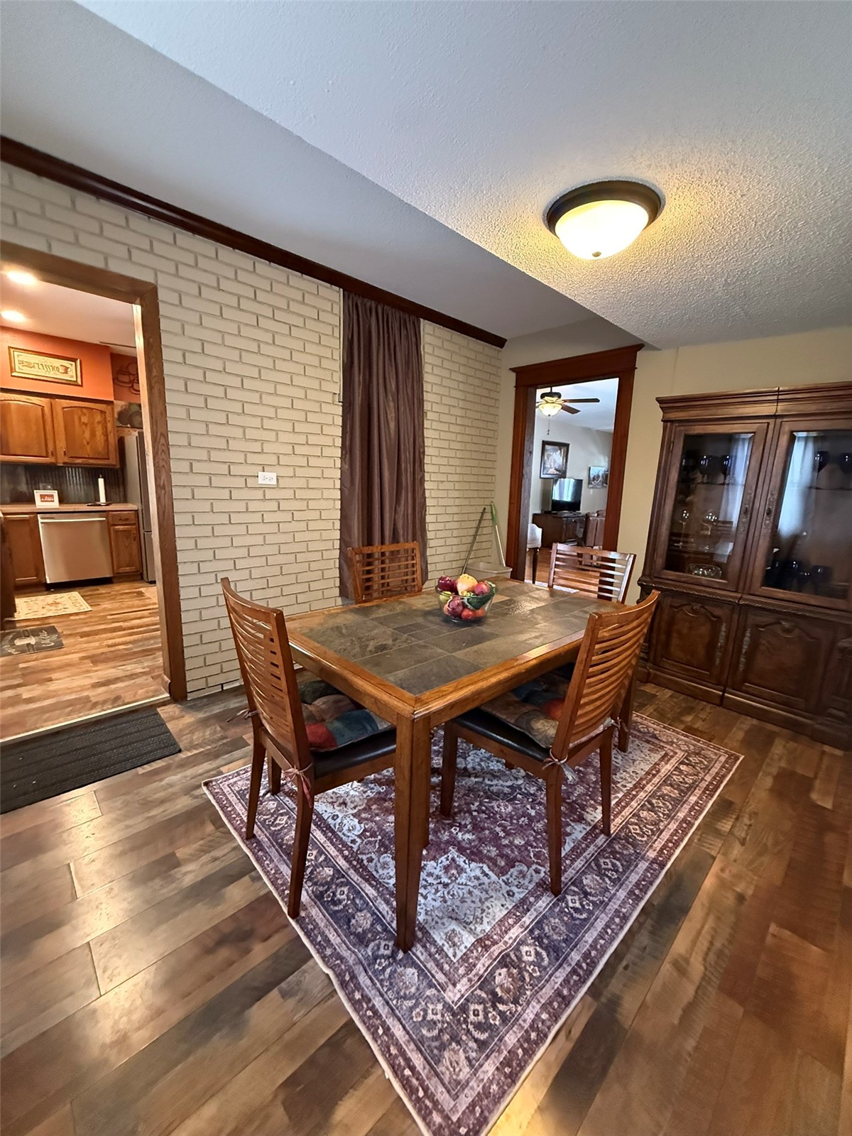 614 E 4th Street Vinton IA 52349