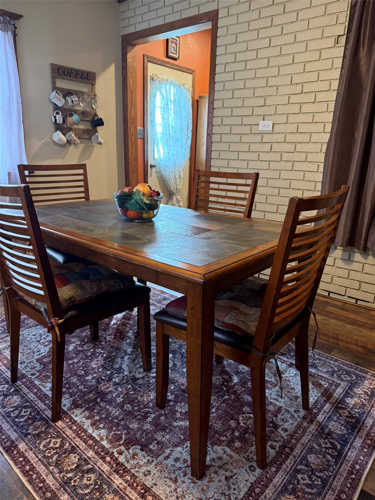 614 E 4th Street Vinton IA 52349