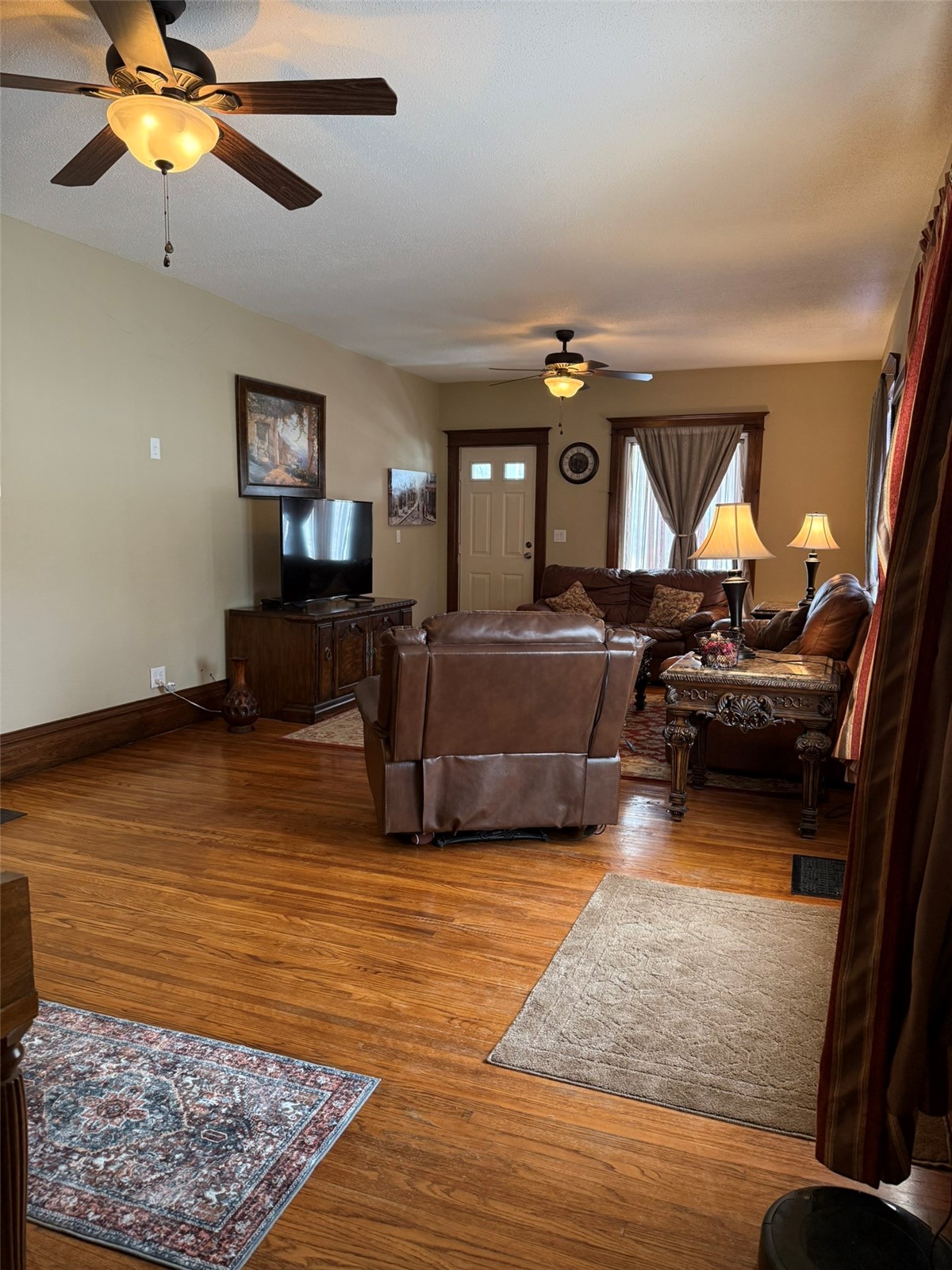 614 E 4th Street Vinton IA 52349