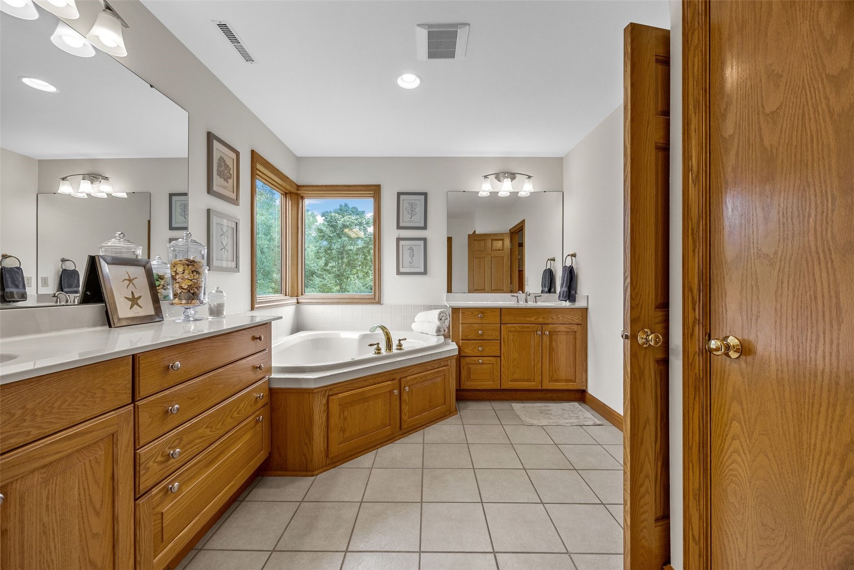 3205 Reston Court NE Cedar Rapids IA 52402