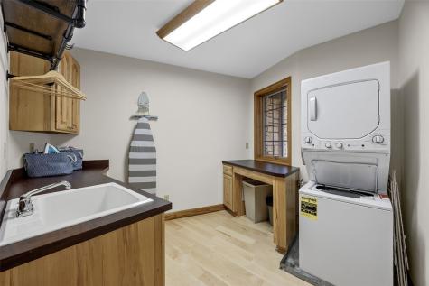 3205 Reston Court NE Cedar Rapids IA 52402