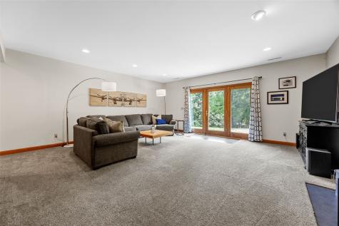 3205 Reston Court NE Cedar Rapids IA 52402