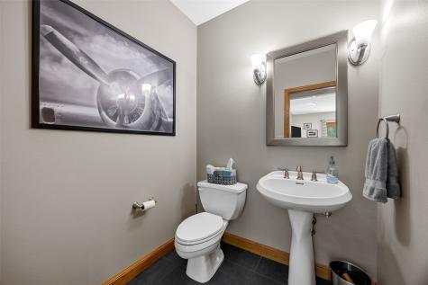 3205 Reston Court NE Cedar Rapids IA 52402