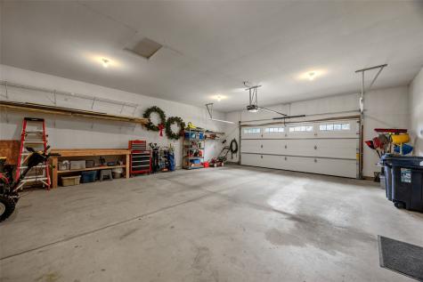 3205 Reston Court NE Cedar Rapids IA 52402