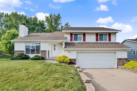 2152 Cherry Lane NE Cedar Rapids IA 52402