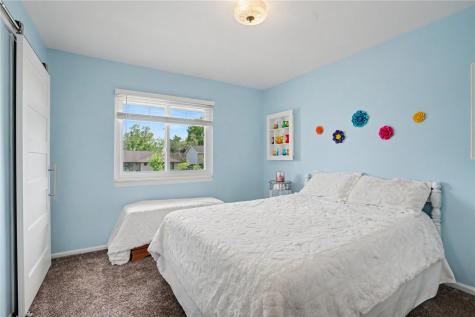 2152 Cherry Lane NE Cedar Rapids IA 52402