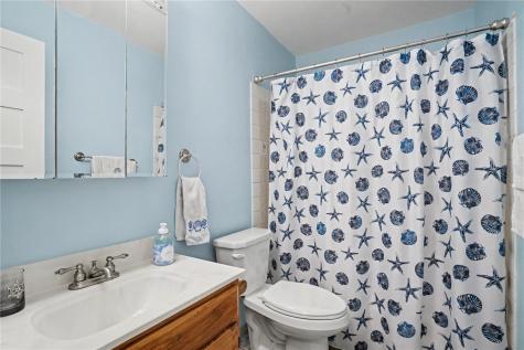 2152 Cherry Lane NE Cedar Rapids IA 52402