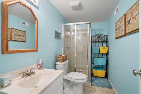 2152 Cherry Lane NE Cedar Rapids IA 52402