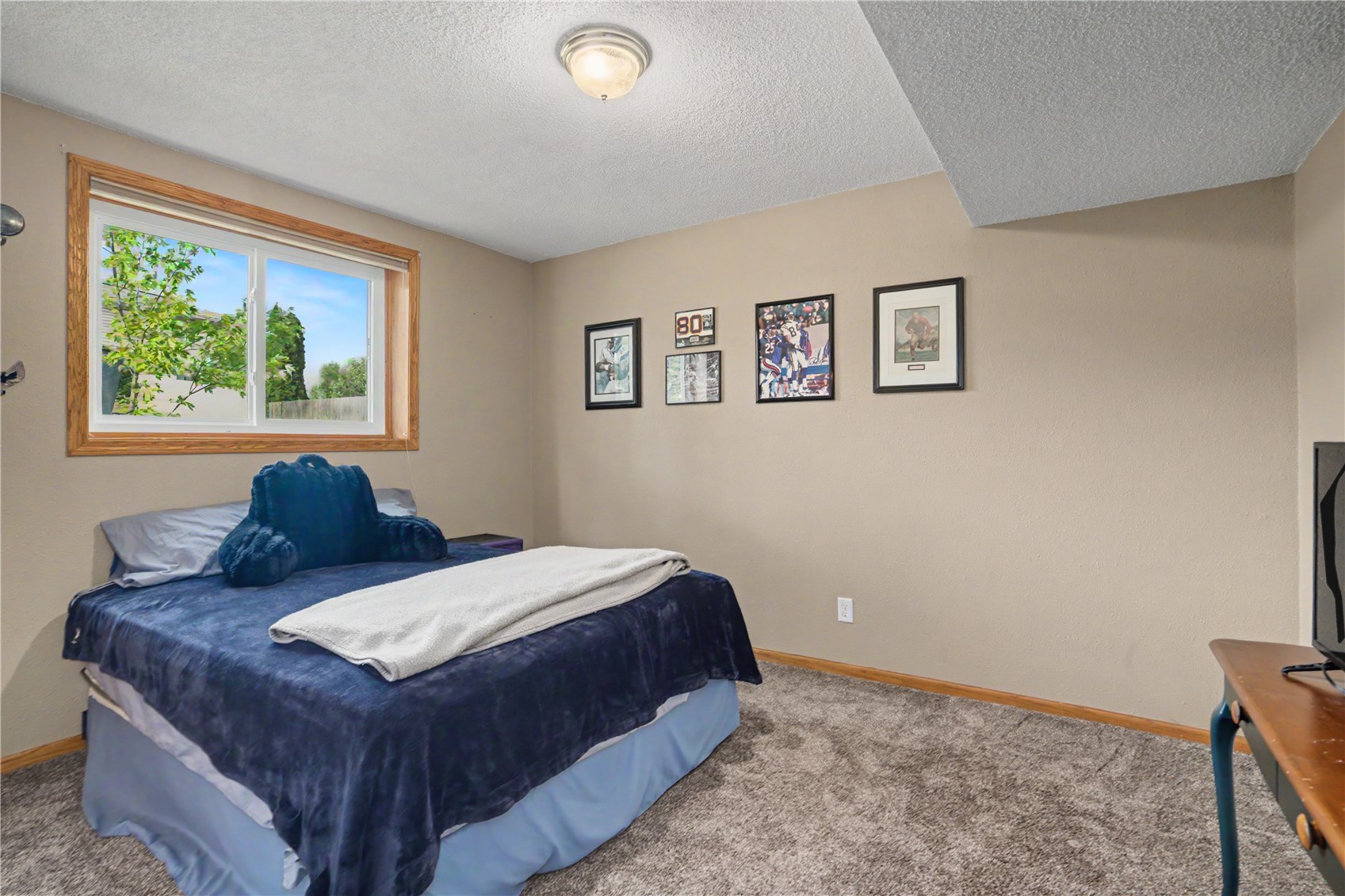 2152 Cherry Lane NE Cedar Rapids IA 52402