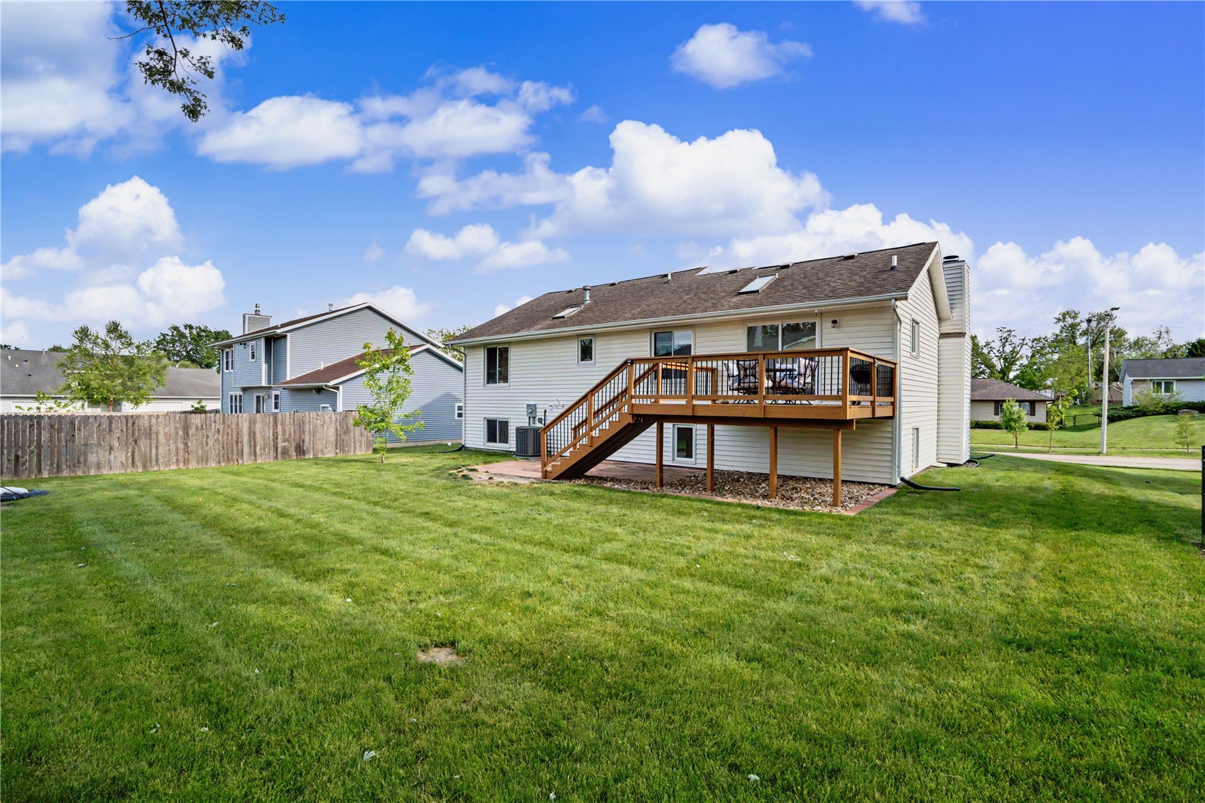 2152 Cherry Lane NE Cedar Rapids IA 52402