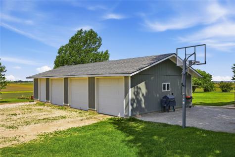 15403 140th Avenue Monticello IA 52310