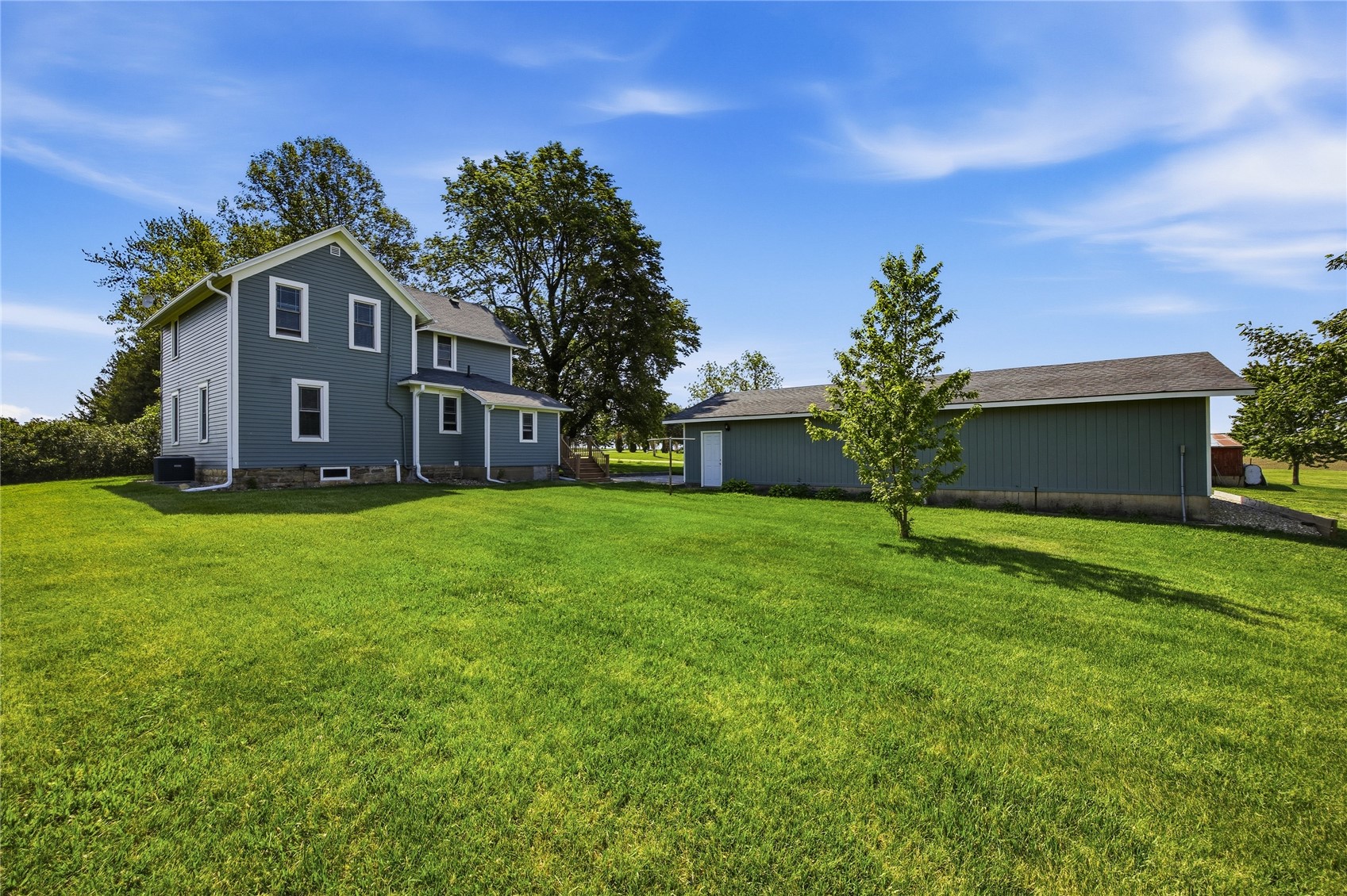 15403 140th Avenue Monticello IA 52310