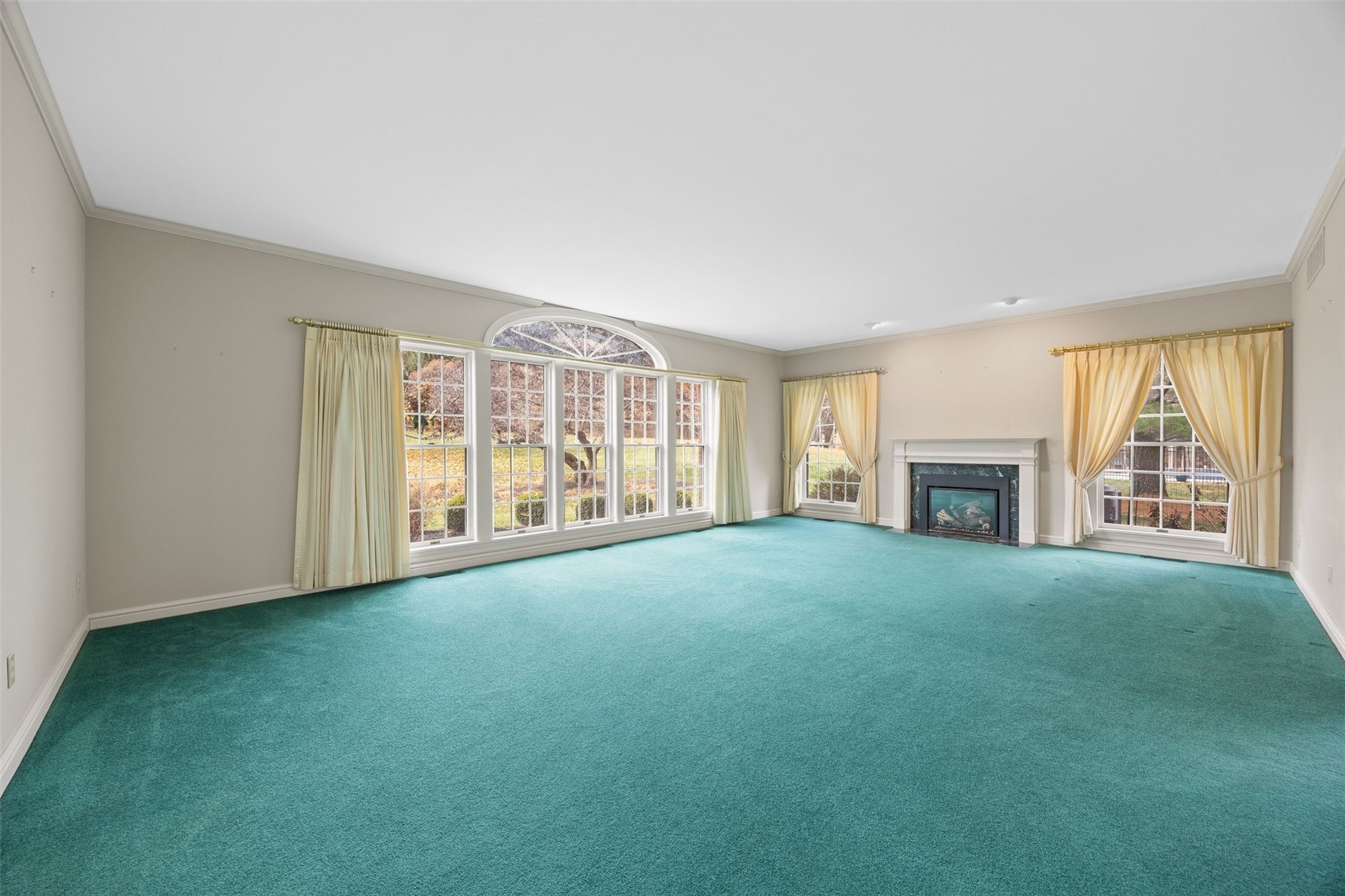 14 Oak Park Place NE Iowa City IA 52240
