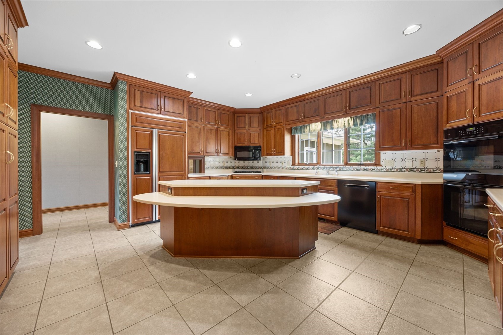 14 Oak Park Place NE Iowa City IA 52240
