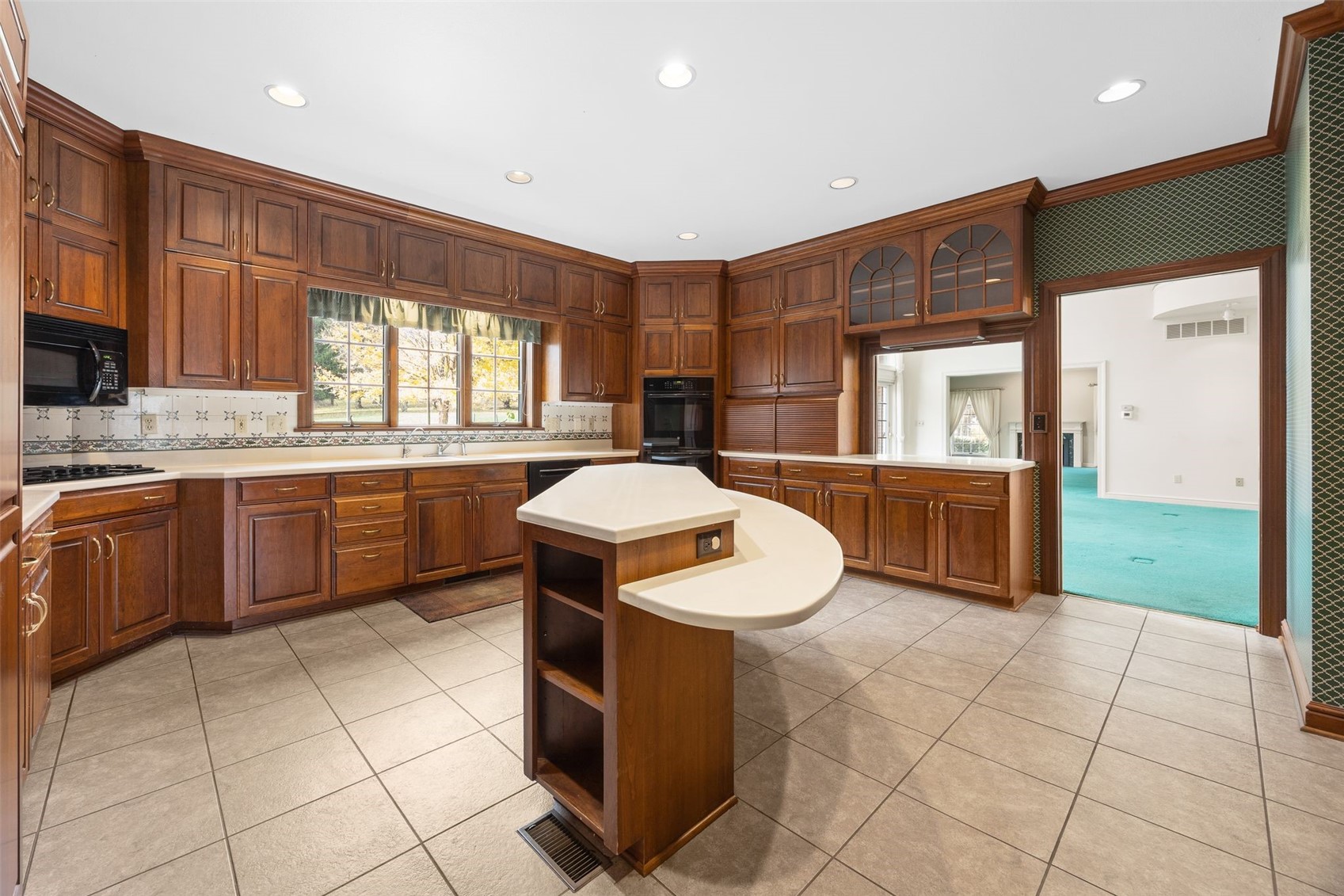 14 Oak Park Place NE Iowa City IA 52240