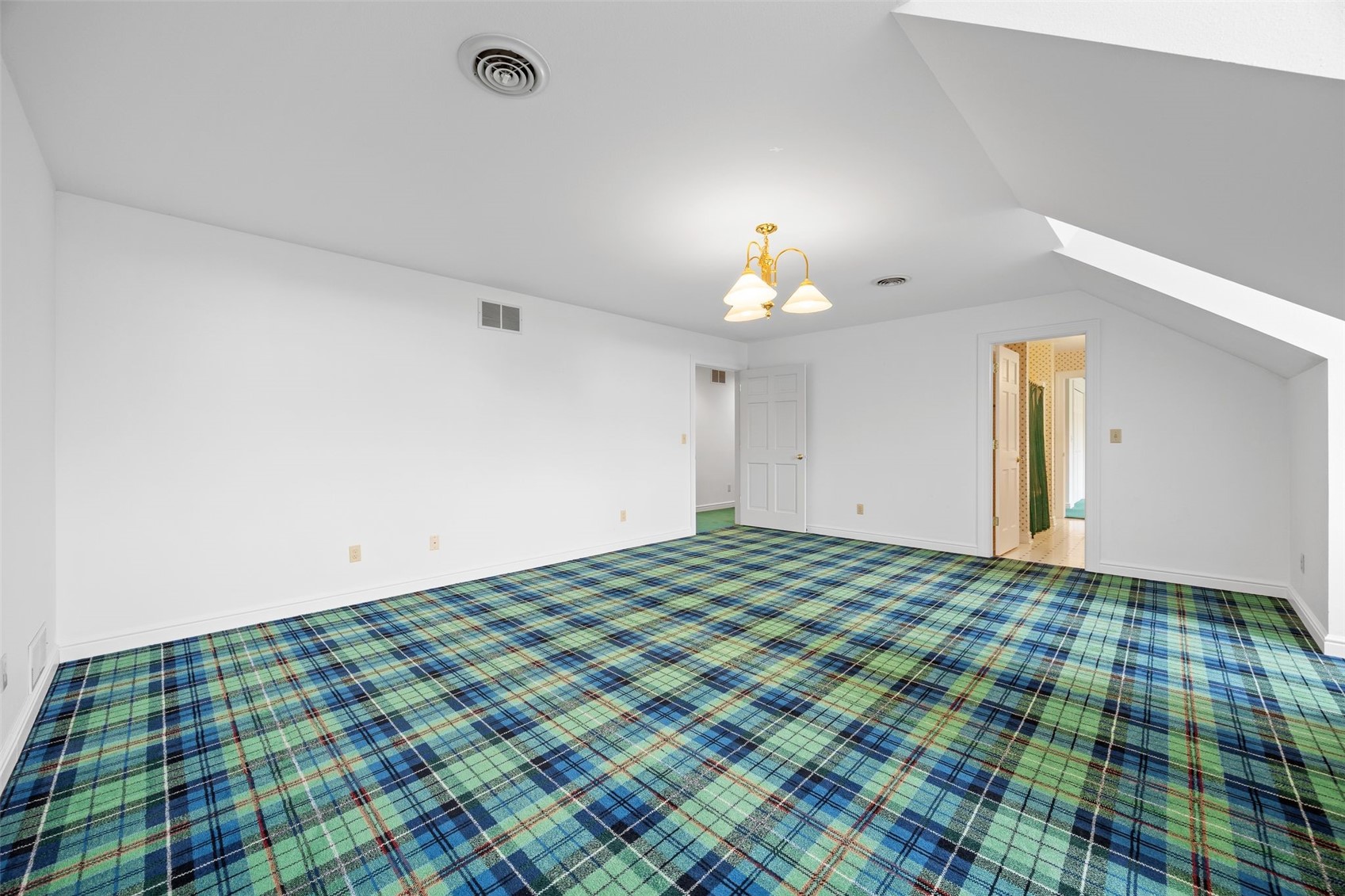 14 Oak Park Place NE Iowa City IA 52240