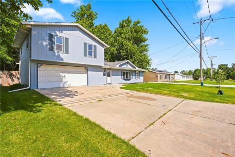 5430 Vermont Street SW Cedar Rapids IA 53404