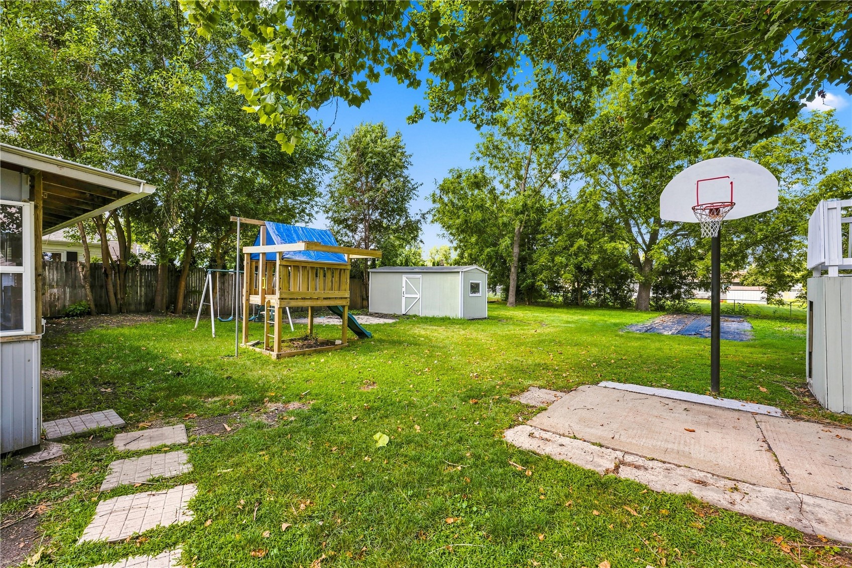 5430 Vermont Street SW Cedar Rapids IA 53404
