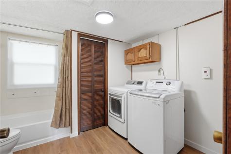 5430 Vermont Street SW Cedar Rapids IA 53404