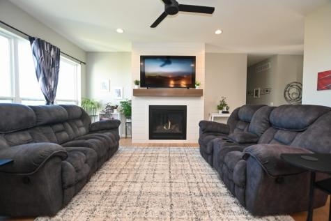 1807 Wycliffe Court SW Cedar Rapids IA 52404