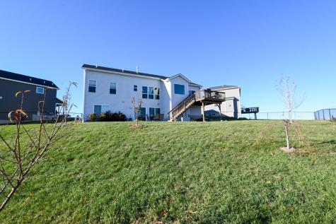 1807 Wycliffe Court SW Cedar Rapids IA 52404