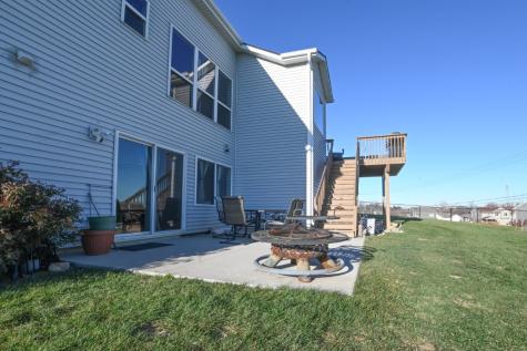 1807 Wycliffe Court SW Cedar Rapids IA 52404