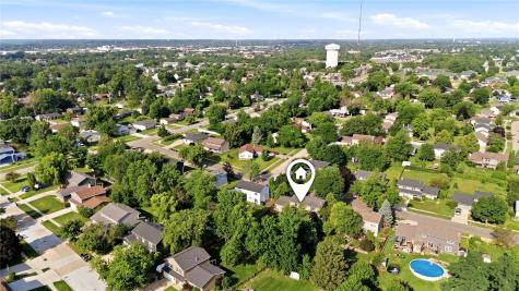 6920 Chelsea NE Cedar Rapids IA 52402