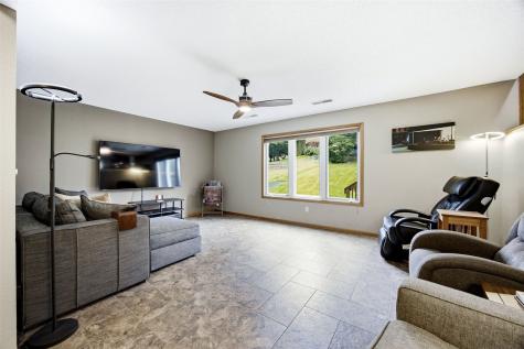 1773 Parkway Drive Iowa City IA 52241
