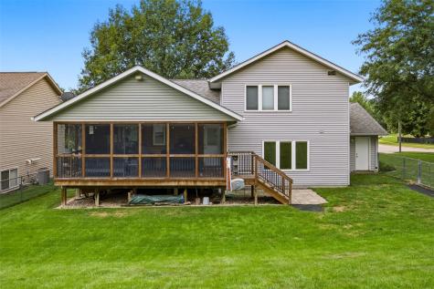 1773 Parkway Drive Iowa City IA 52241