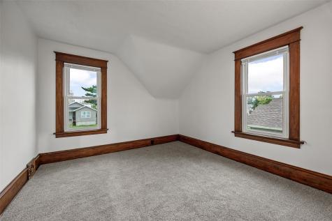 826 10th Avenue Cedar Rapids IA 52404
