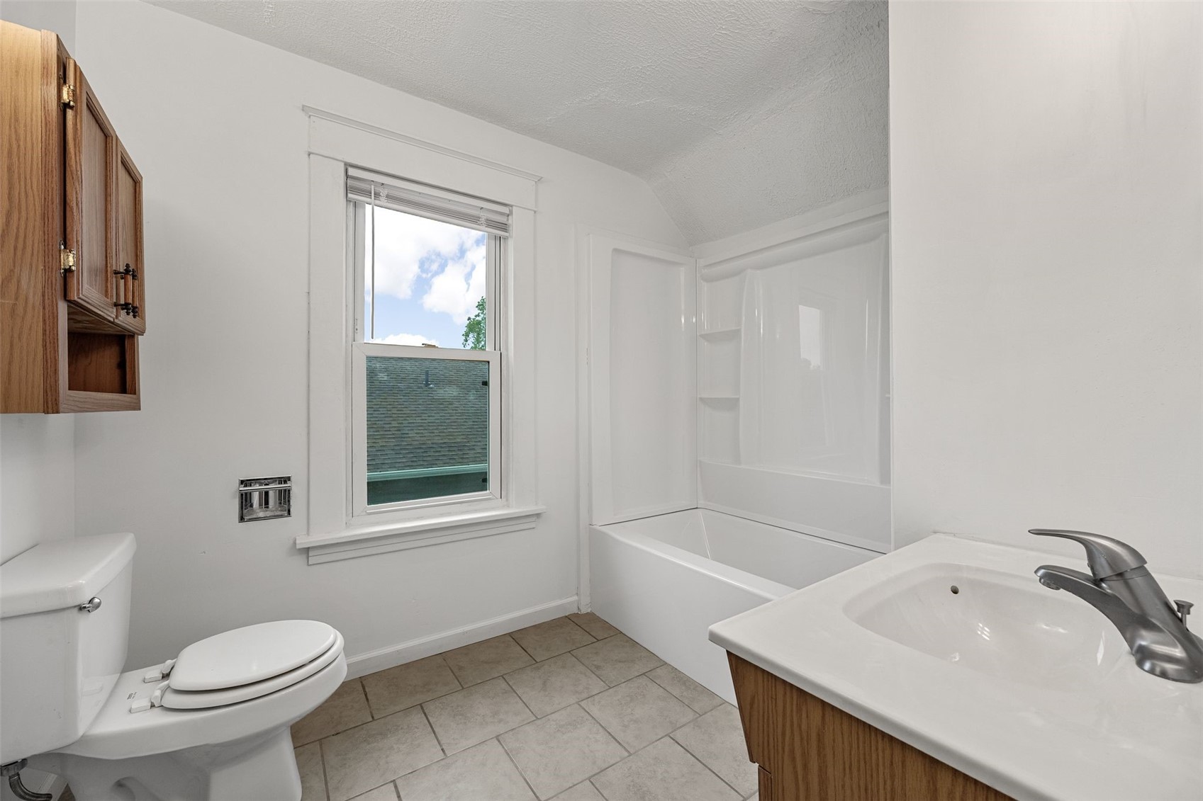 826 10th Avenue Cedar Rapids IA 52404