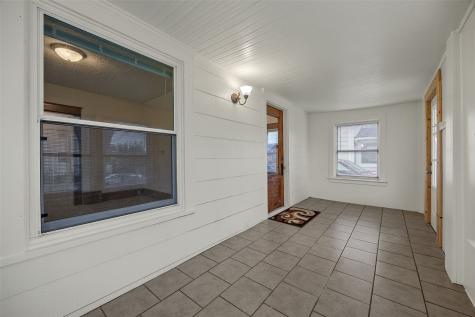 826 10th Avenue Cedar Rapids IA 52404