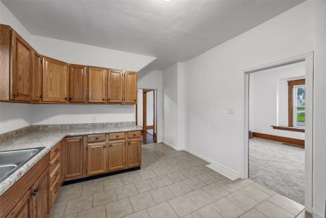 826 10th Avenue Cedar Rapids IA 52404