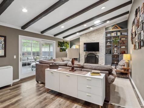 5 Olde Hickory Road Coralville IA 52241