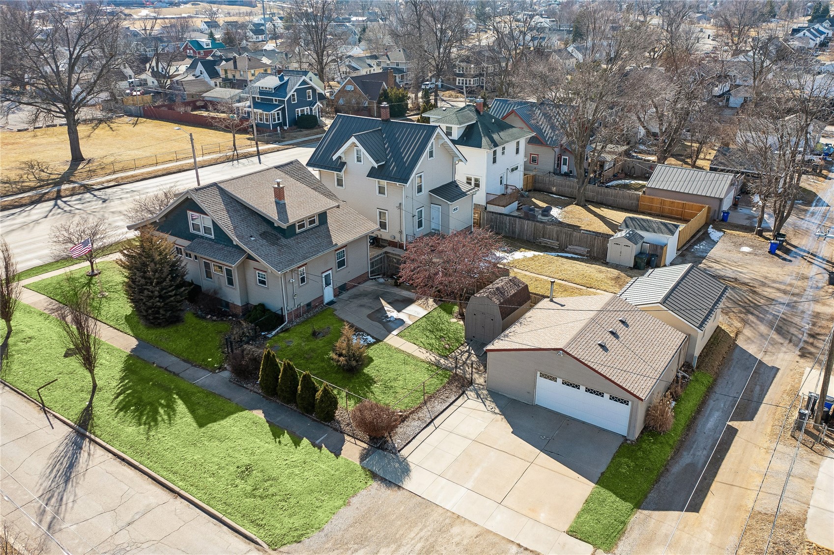 1602 1st Avenue NW Cedar Rapids IA 52405