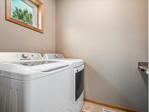 3210 Yorkshire Court Marion IA 52302