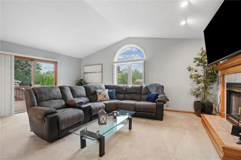 6605 Council Street NE Cedar Rapids IA 52402