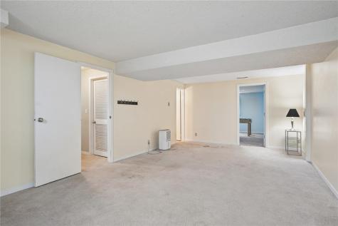 6605 Council Street NE Cedar Rapids IA 52402