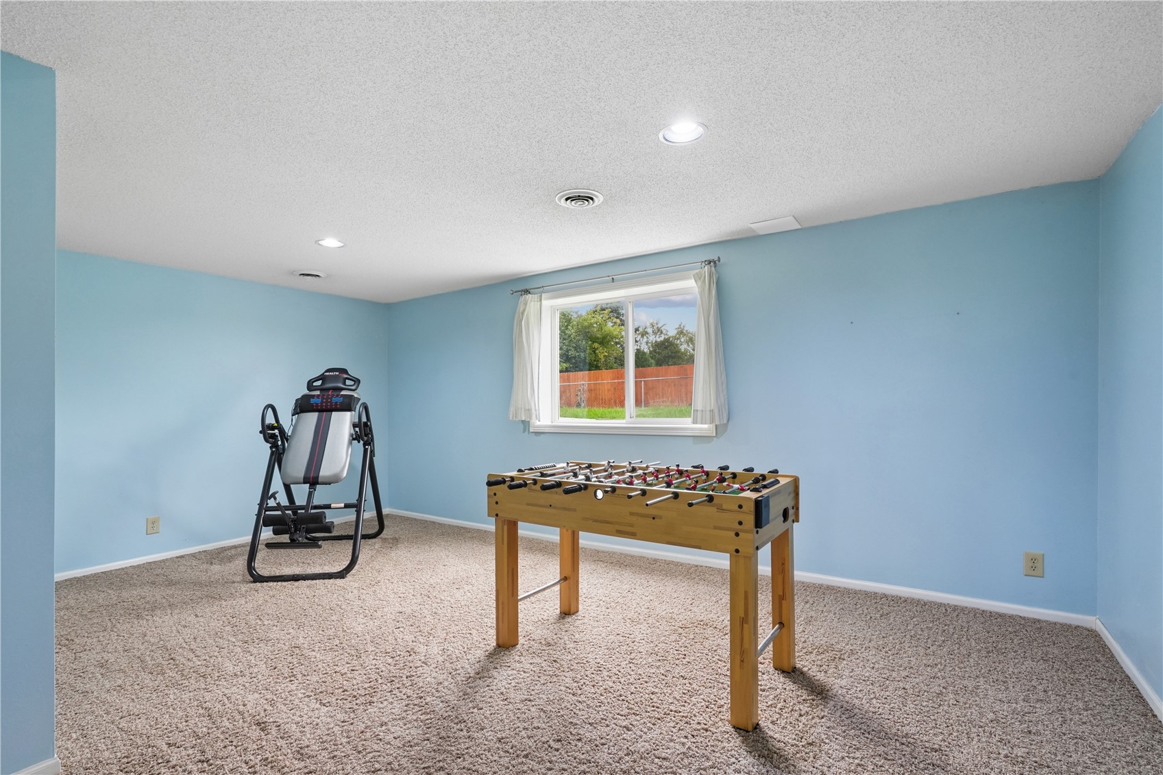 6605 Council Street NE Cedar Rapids IA 52402