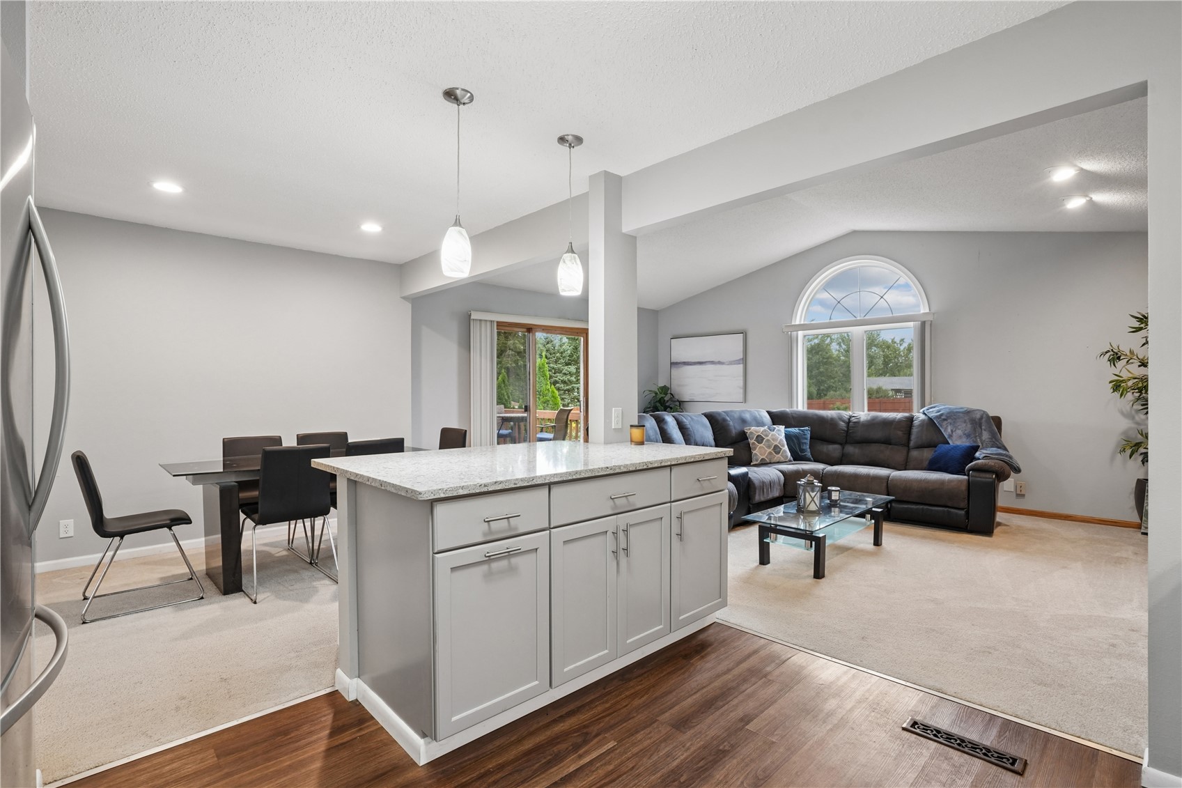 6605 Council Street NE Cedar Rapids IA 52402