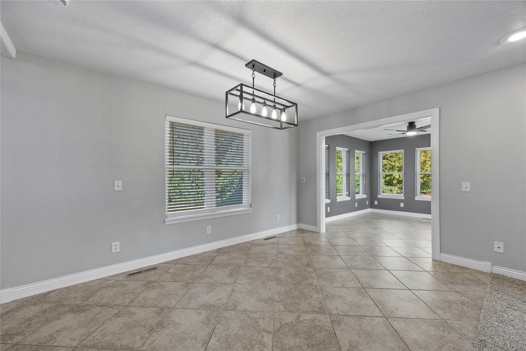 1206 Winchester Circle NE Swisher IA 52338