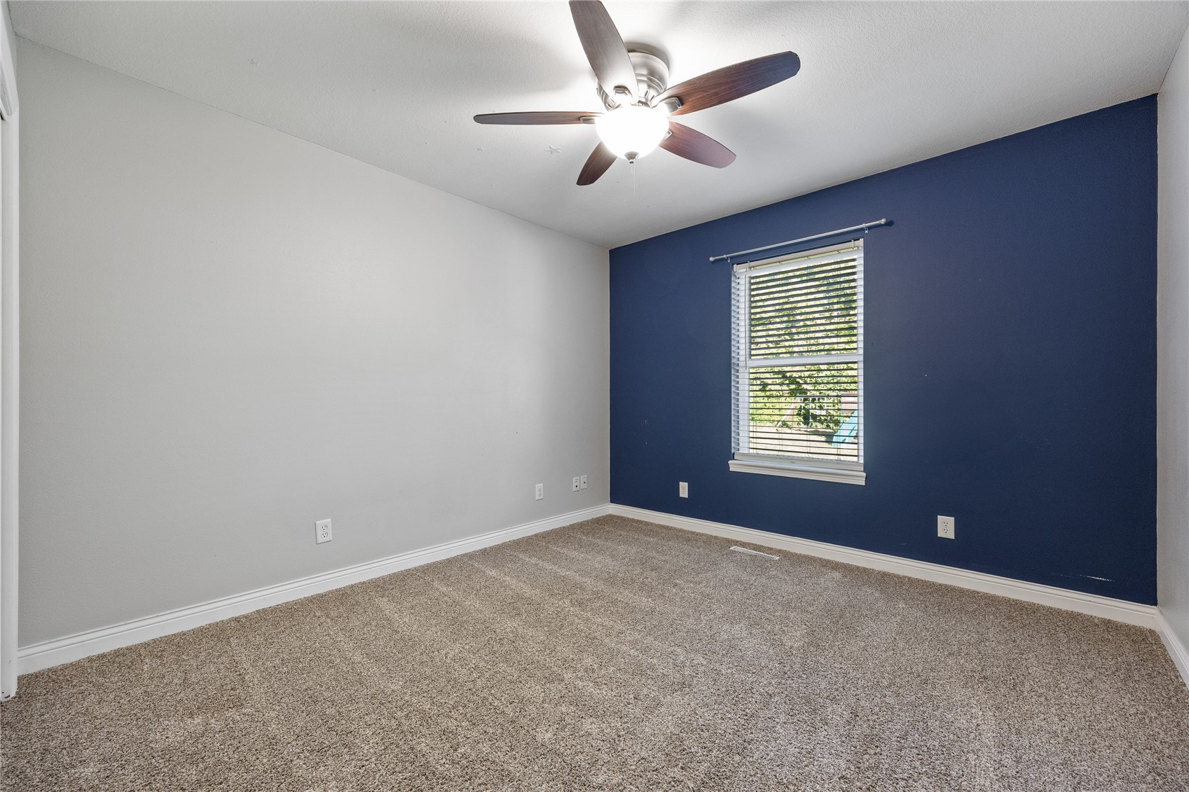 1206 Winchester Circle NE Swisher IA 52338