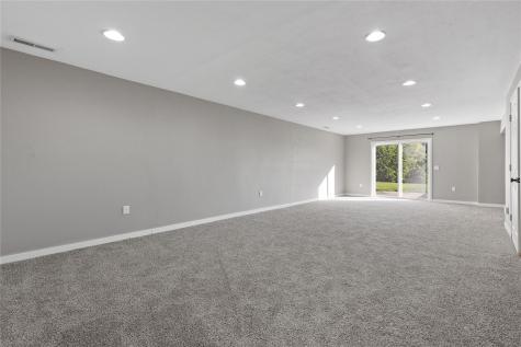 1206 Winchester Circle NE Swisher IA 52338