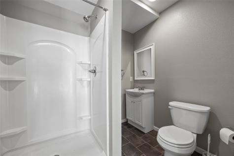 1206 Winchester Circle NE Swisher IA 52338