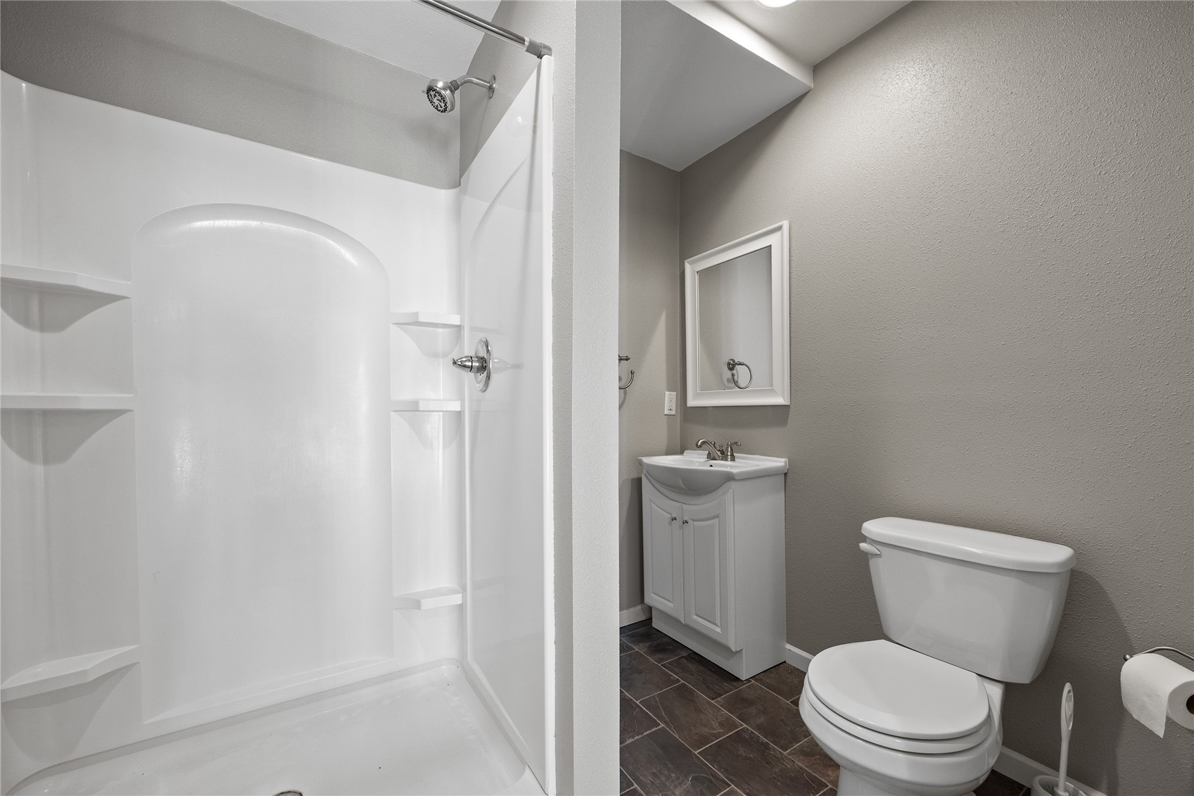 1206 Winchester Circle NE Swisher IA 52338