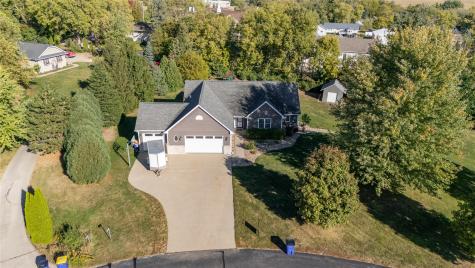 1206 Winchester Circle NE Swisher IA 52338